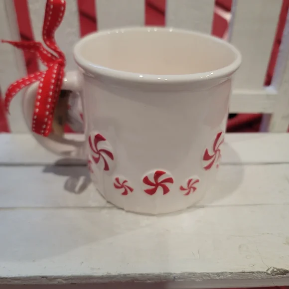 Rae Dunn Peppermint Wishes Mug - Picture 2 of 2